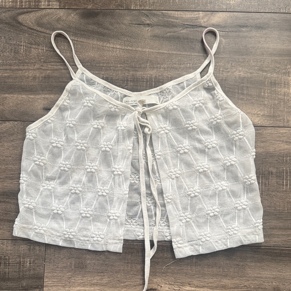 OAK + FORT White Lace Flower Detail Textured Camisole Size Small